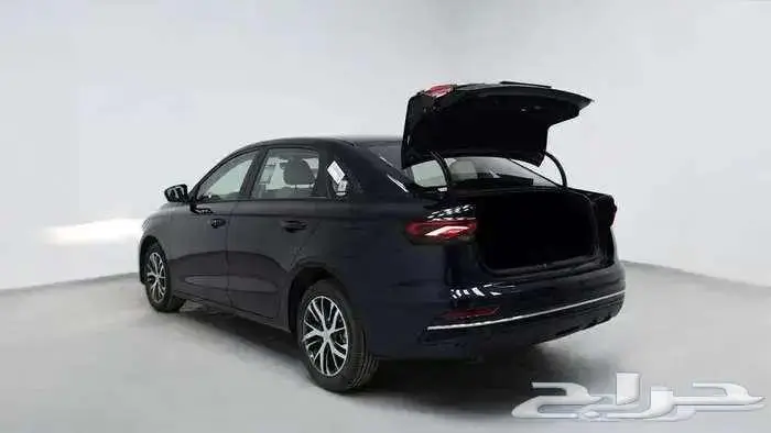 جيلي ام جراند 2025 4