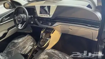 كيا كارينز ستاندر مطور 2025 عائلية بسعر رمزي index