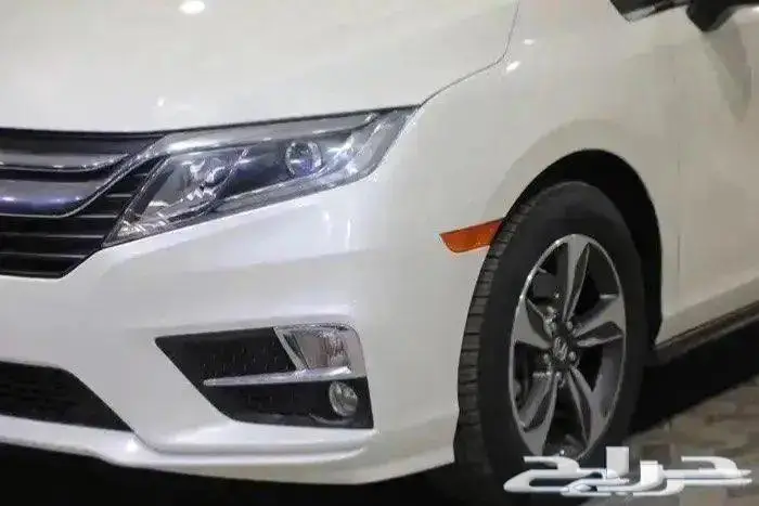 هوندا اوديسي فل كامل فتحة سقف جلد ستة سلندر موديل 2019 8