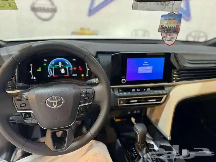 تويوتا كامري جميع الفئات موديل 2025 أقل الأسعار 4