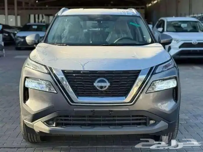 نيسان اكستريل 5مقاعد و7 مقاعد عروض الكاش والتقسيط 0