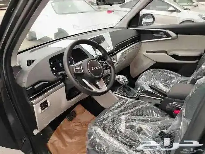 كيا كارينز 2025 نص فل حرق الاسعاار 2
