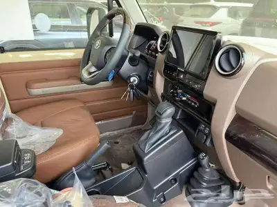 تويوتا شاص بنزين 2025 فل كامل اتوماتيك رفرف سعودي index