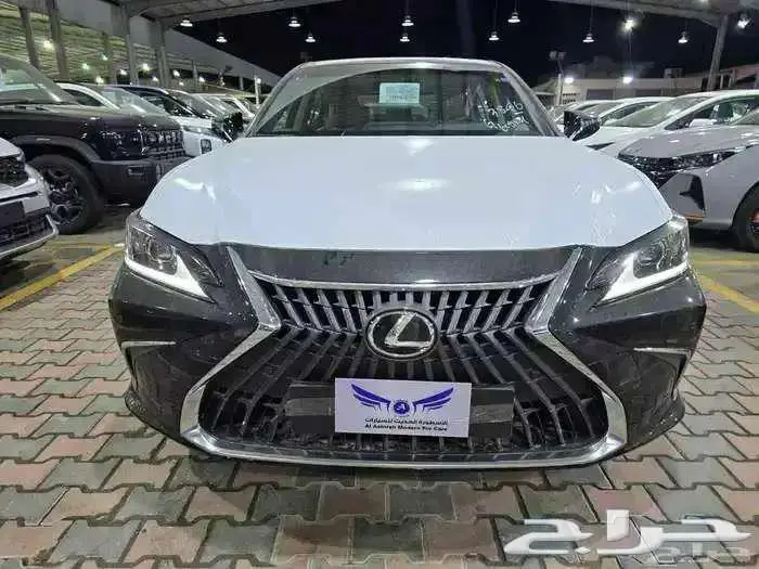 لكزس Es250. 2025. متاح كاش وتقسيط 0