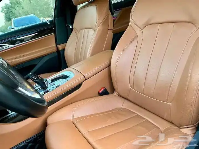 بي ام دبليو 730 2022 15