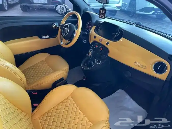 فيات 2020 سعودي ماشي 106 الف قمة فالنظافة داخل اصفر 11