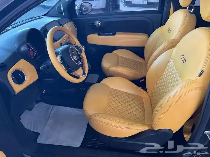 فيات 2020 سعودي ماشي 106 الف قمة فالنظافة داخل اصفر 10