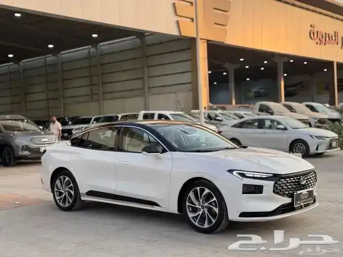 فورد تورس تيتانيوم 2022 6