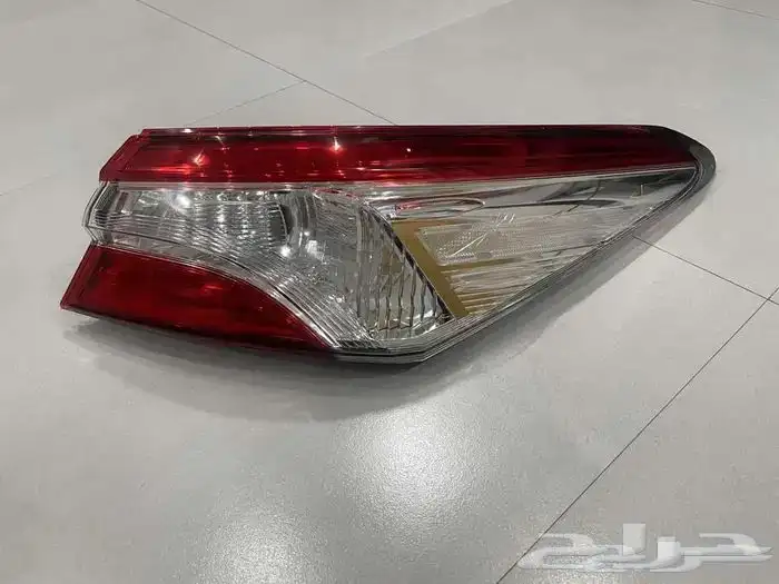 اسطب كامري 2018 - 2020 يمين أصلي تويوتا 0