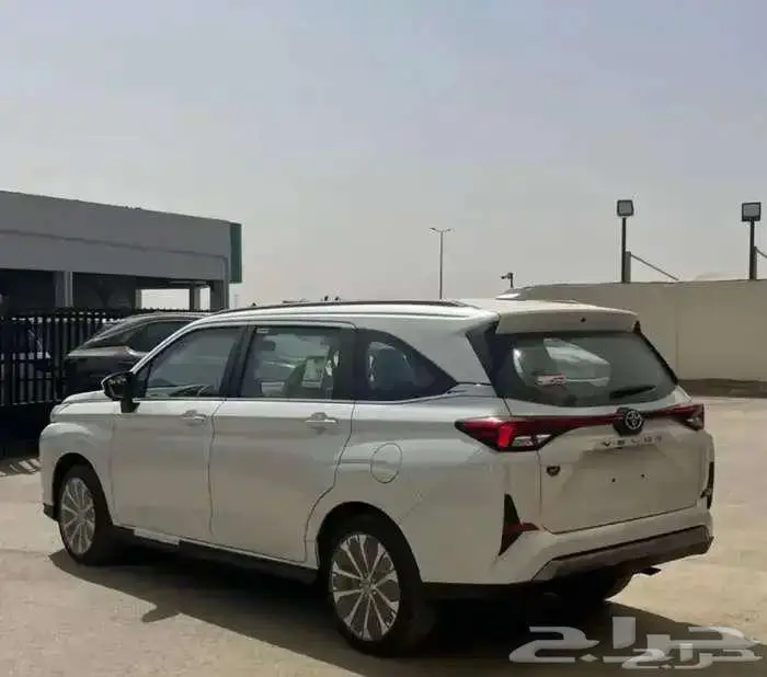 تويوتا فيلوز 7