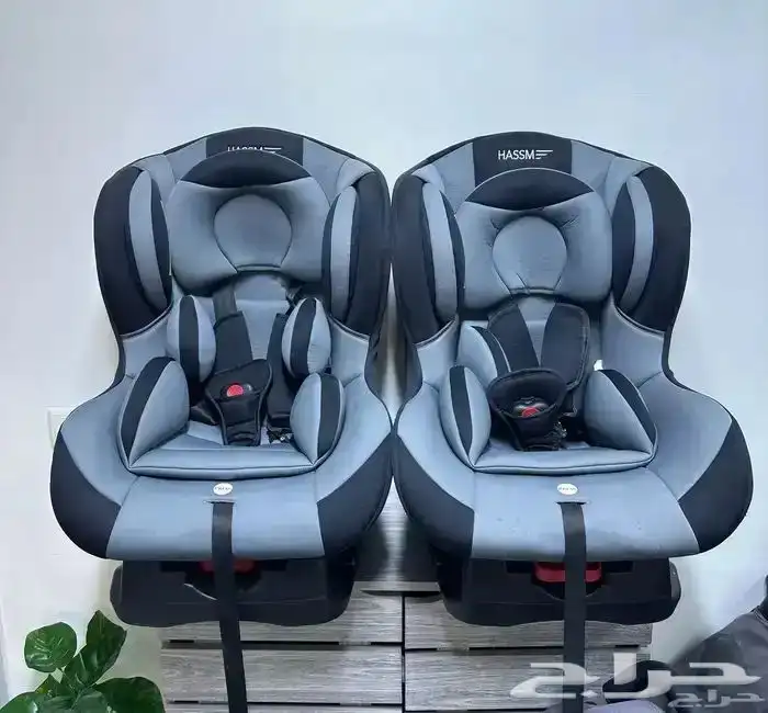 كرسي سيارة للأطفال 0