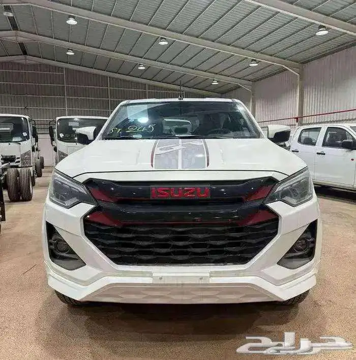 ايسوزو ديماكس 2025 GT كاش وتقسيط 0