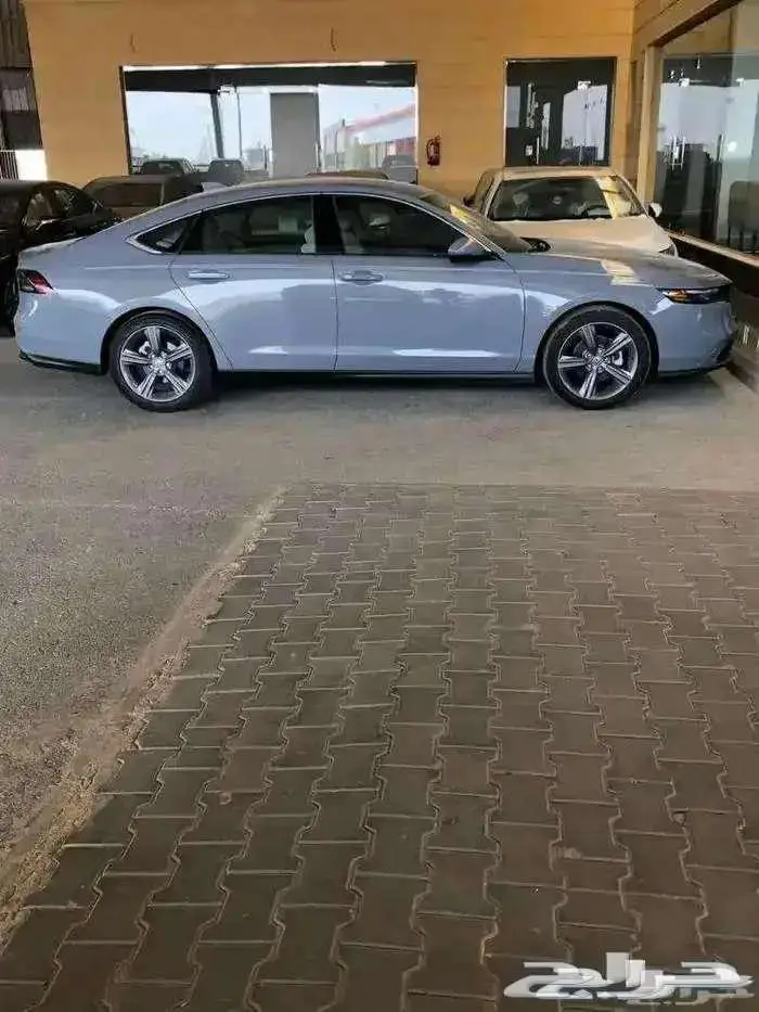 هوندا أكورد EX نص فل 2025 متوفر لدى الحسن 3