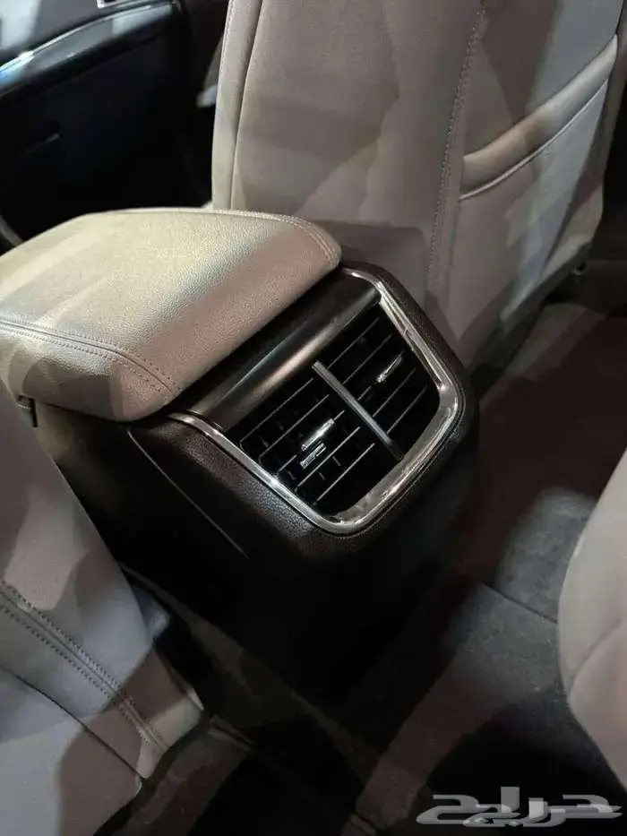 للبيع فورد تورس 2022 امبيانتي سعودي عداد قليل ( مخززنه ) 48