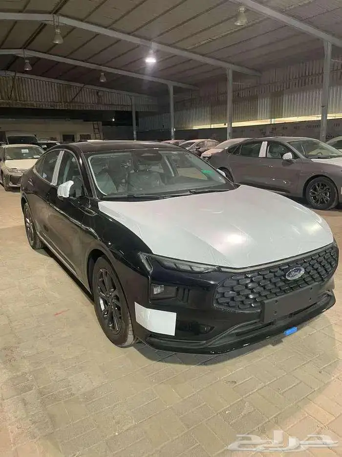 فورد تورس امبيانتي موديل 2025-2026 لون اسود 2