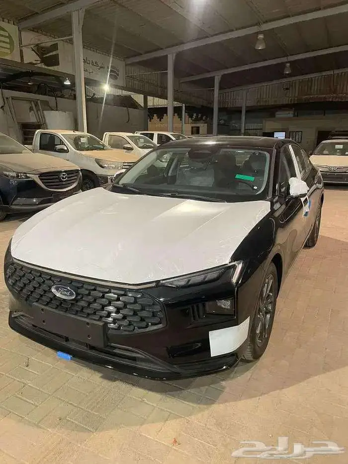 فورد تورس امبيانتي موديل 2025-2026 لون اسود 1