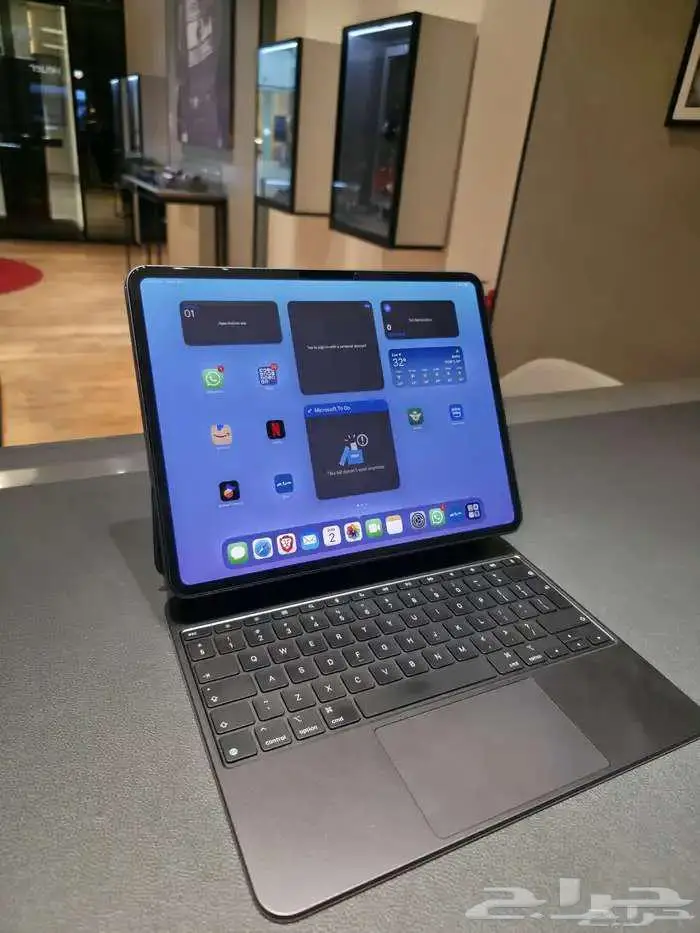 جهاز ايباد برو 11 إنش M4 0