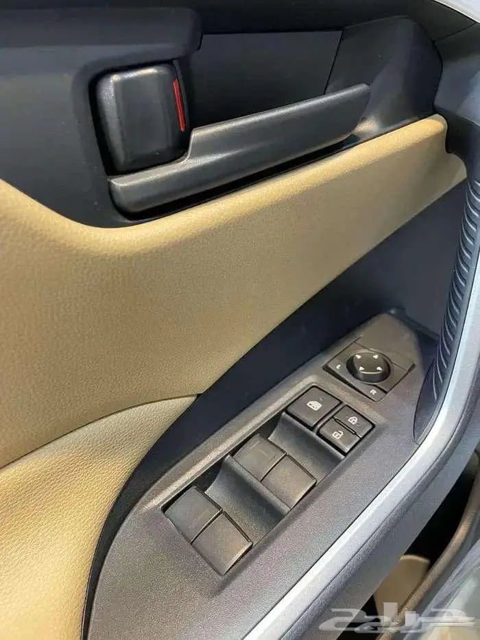 تويوتا راف فور LE هايبرد دبل وبدون دبل 2025 للتقسيط 5