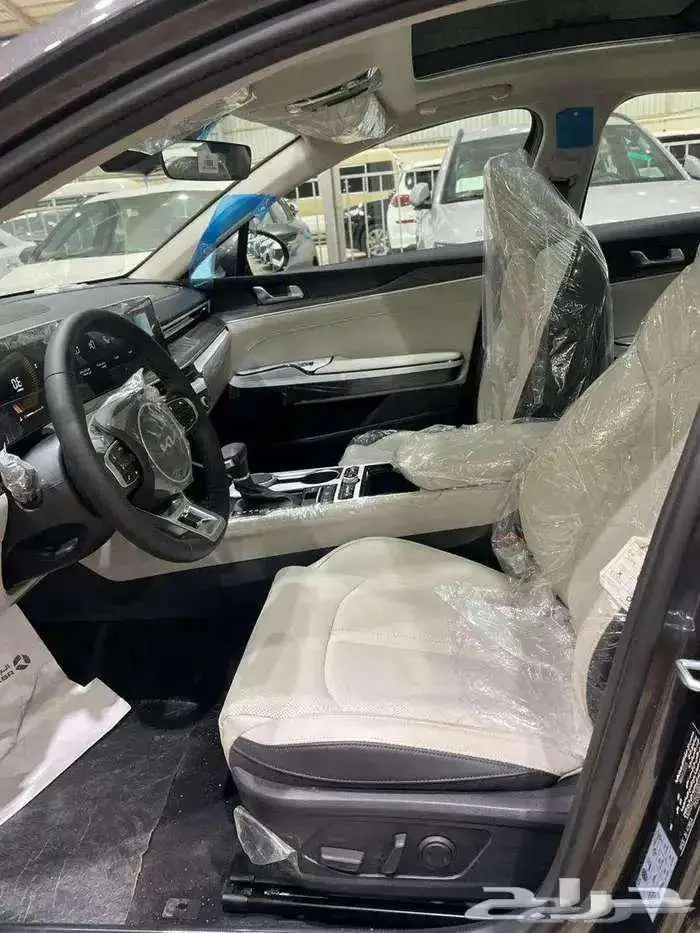 كيا K5 نص فل موديل 2026 بسعر 117185 بالضريبه 3