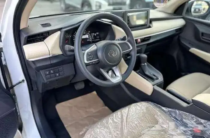 تويوتا يارس استاندر وفل كامل 26اقساط بدون دفعه اولى 1