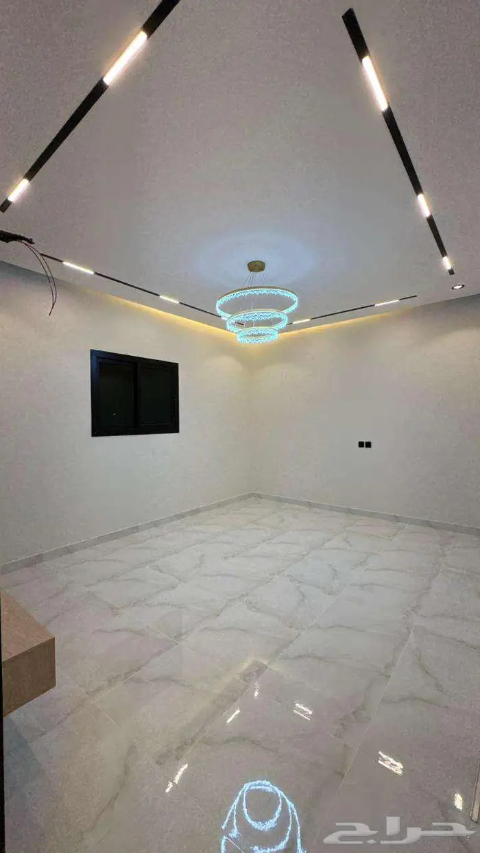 شقة دور ثاني للبيع بحي الصفا (مطبخ راكب-مصعد راكب-سطح خاص ) 5