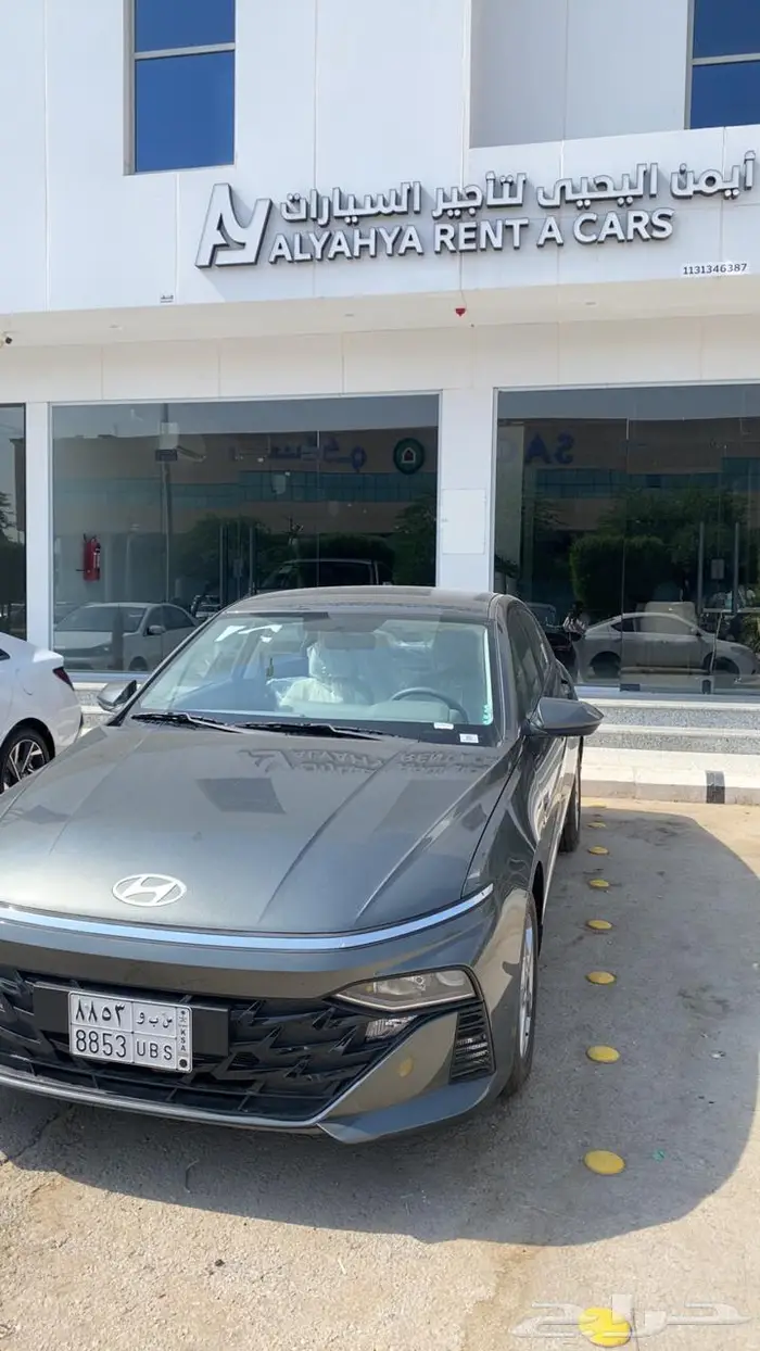 خصومات حصرية - مكتب ايمن اليحيى لتأجير السيارات 0