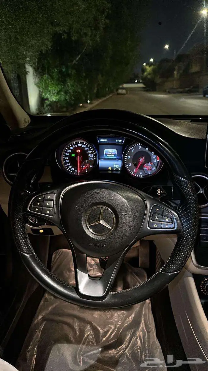 مرسيدس  بنز 12