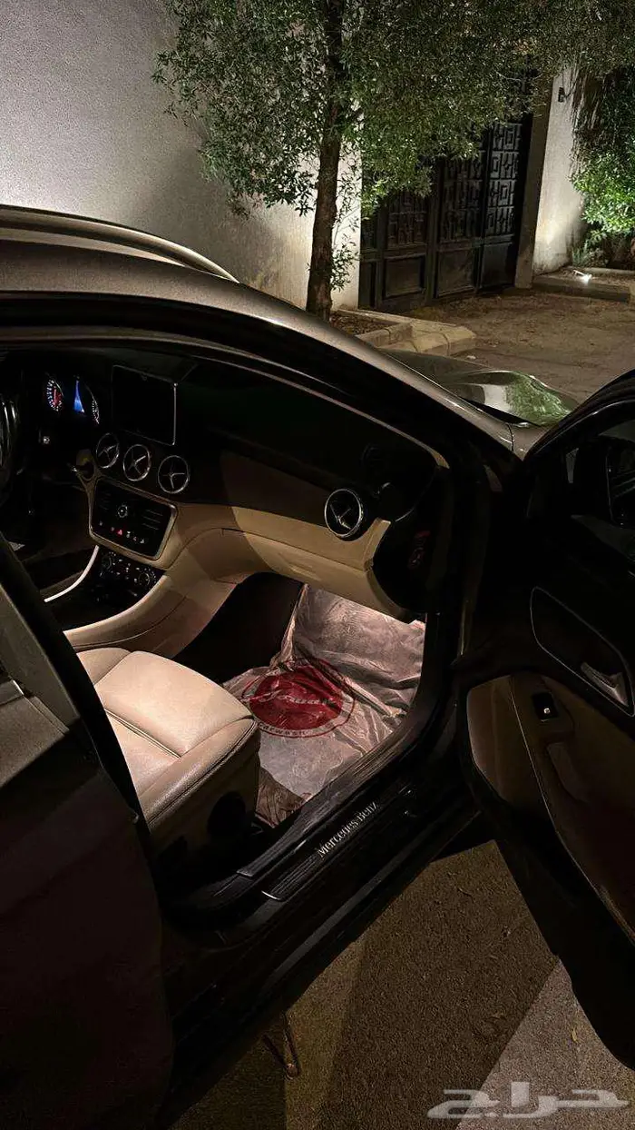 مرسيدس  بنز 32