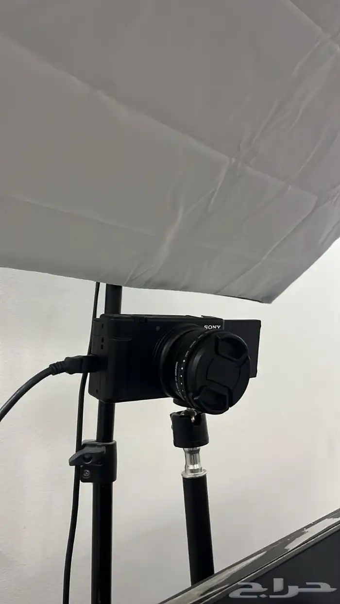 كاميرا شبه جديد 3