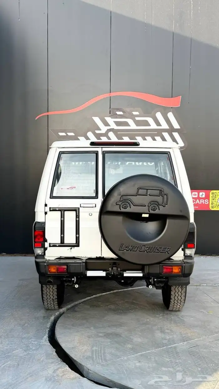 تويوتا ربع مصندق 2024 بنزين لدى شركة عبدالمجيد الخضر 5