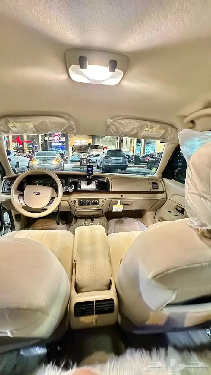 فورد فكتوريا 2