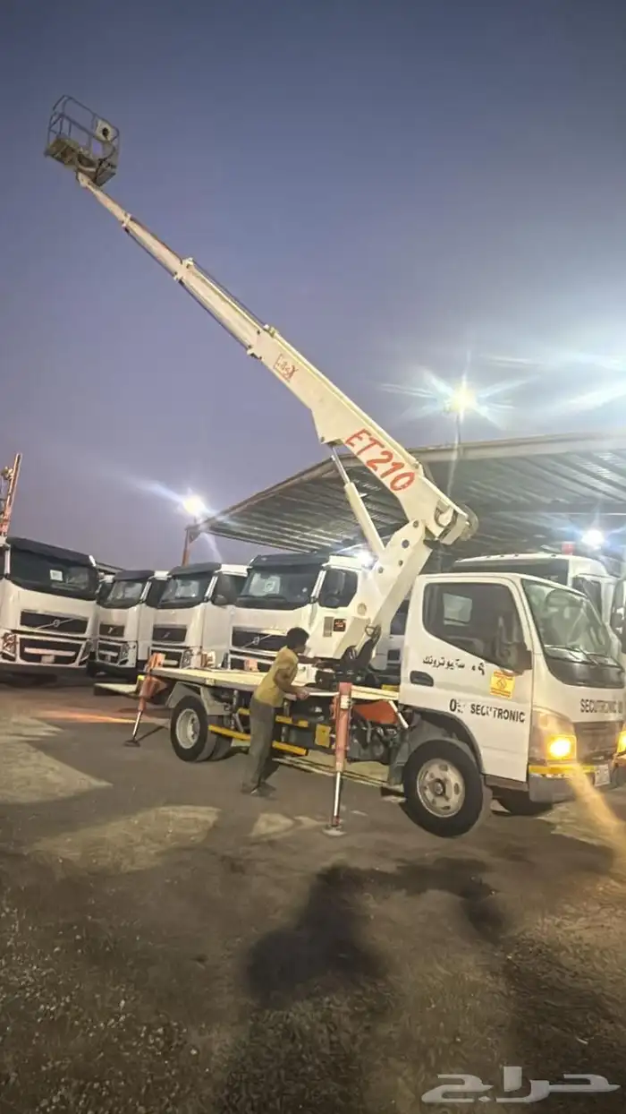 رافعة كورية مقاس 21 متر مع السياره 0
