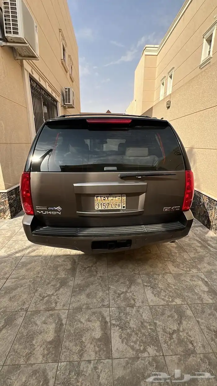 يوكين 2012 بني 6