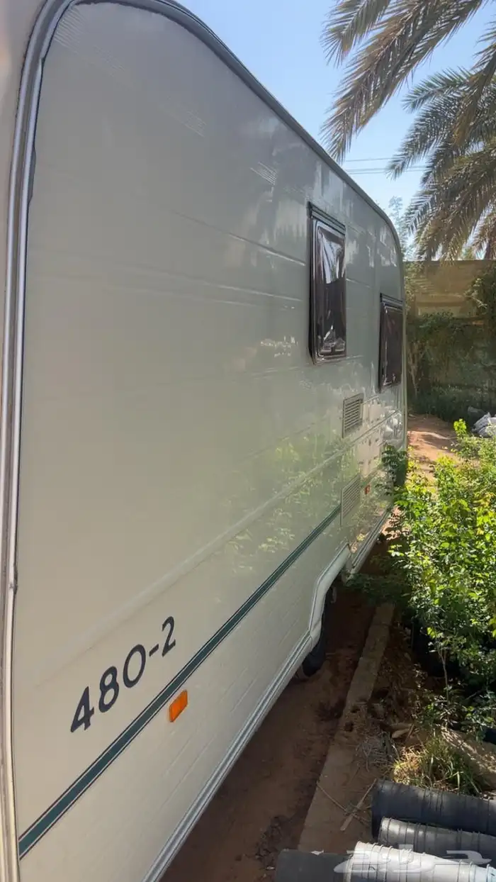 كرفان أوروبي للبيع - نظيف ومجهز بالكامل 2