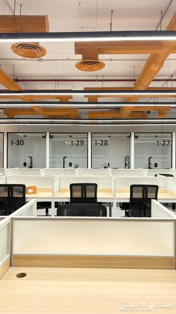 مكاتب للإيجار 4