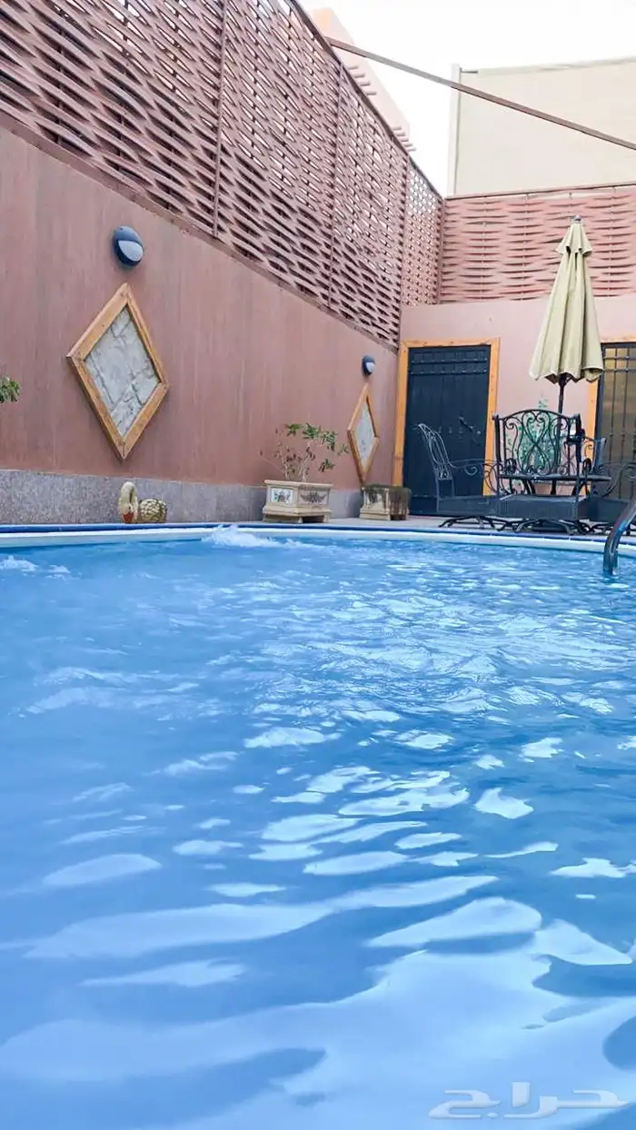 فيلا للبيع في حي البساتين 6