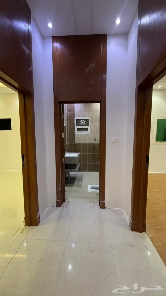 دور ارضي للاجار بحي القادسيه 9