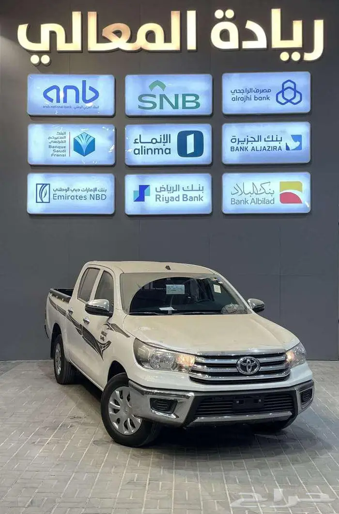 تويوتا هايلوكس GLديزل بدون دبل2025 1