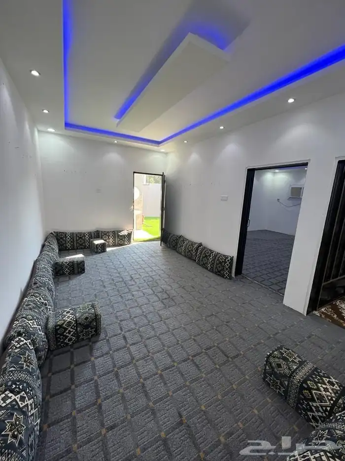 استراحة عزاب فاخرة VIP للإيجار موقع مميز 1