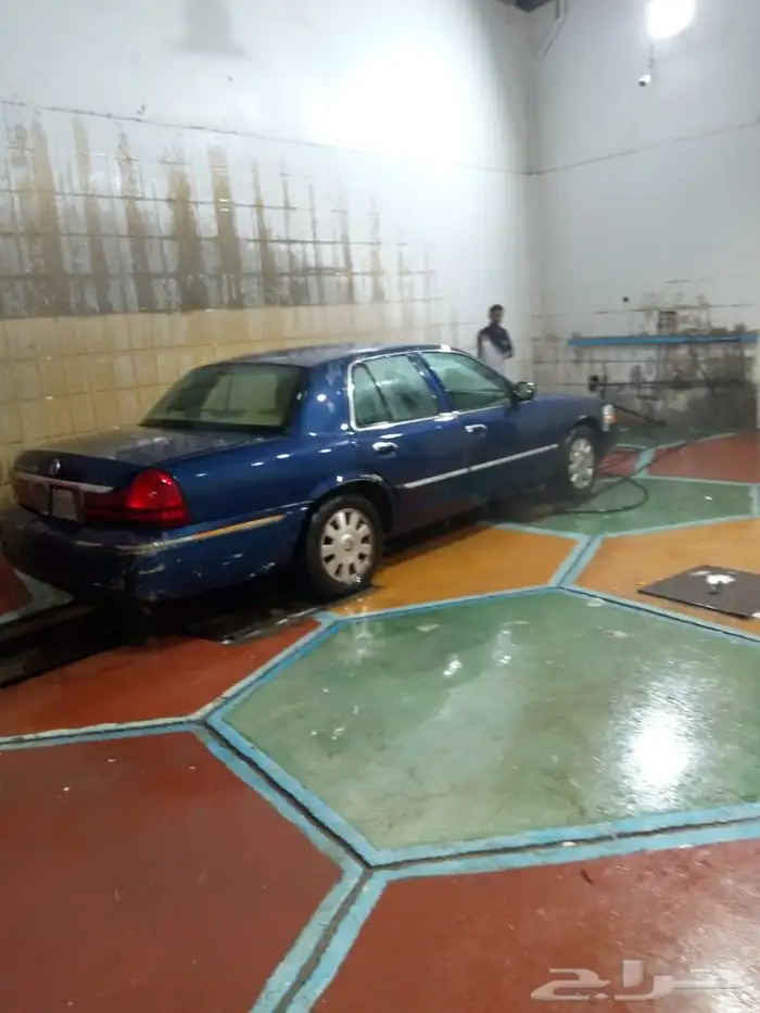 فورد 2004 ماركيز 1