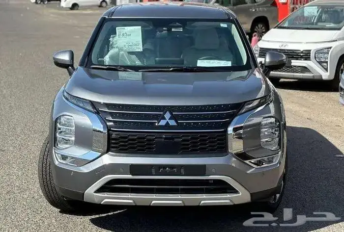 ميتسوبيشي اوتلاندر نص فل 7 راكب 2025 0