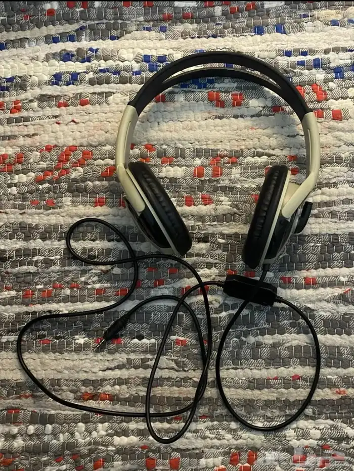 اكسسوارات وملحقات نينتندو سويتش 6