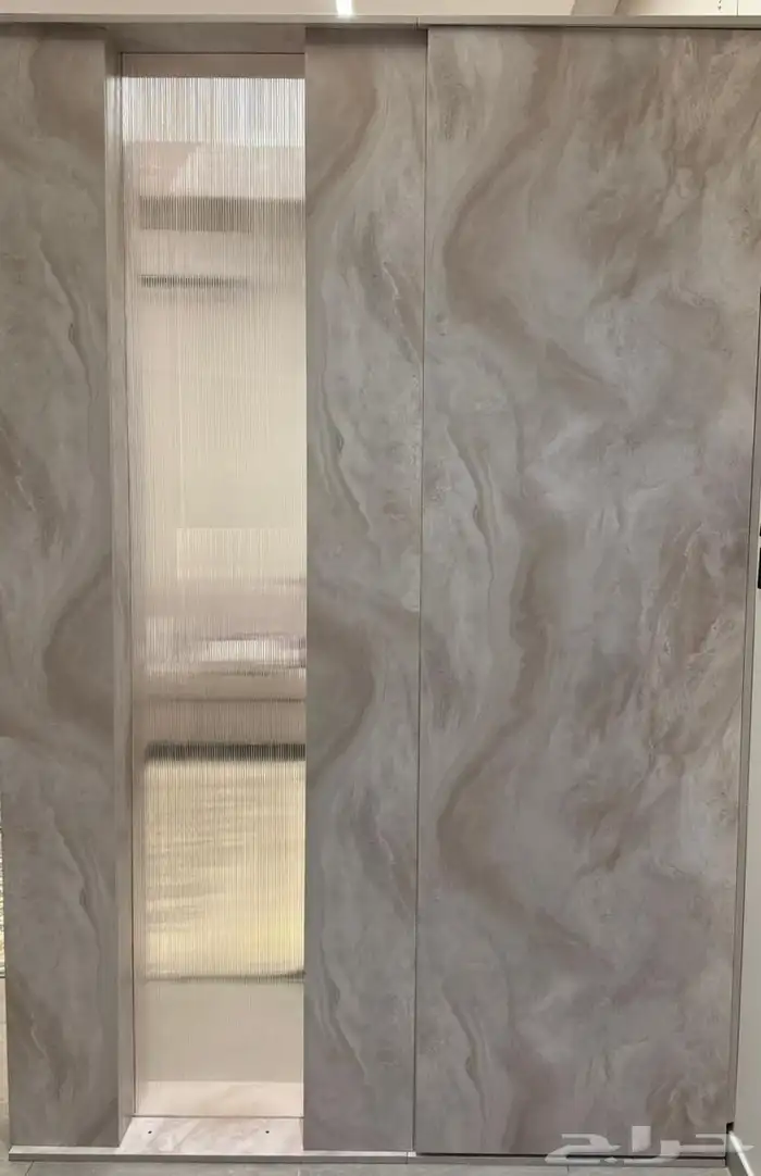 بارتيشن مع دولاب عبايات مده الاستخدام يومان سبب البيع النقل 0