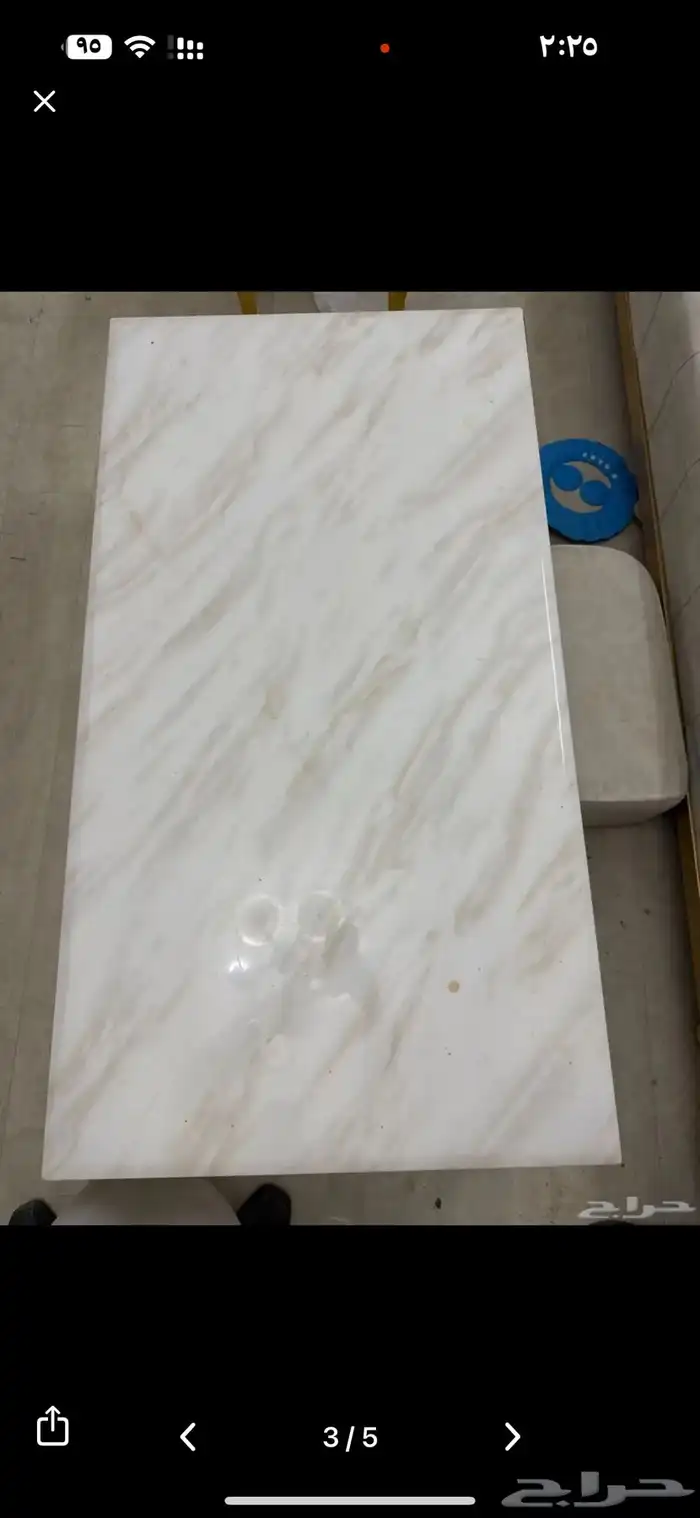 طاوله رخام للبيع حبه كبير واربع خدمات بحاله ممتازه 0
