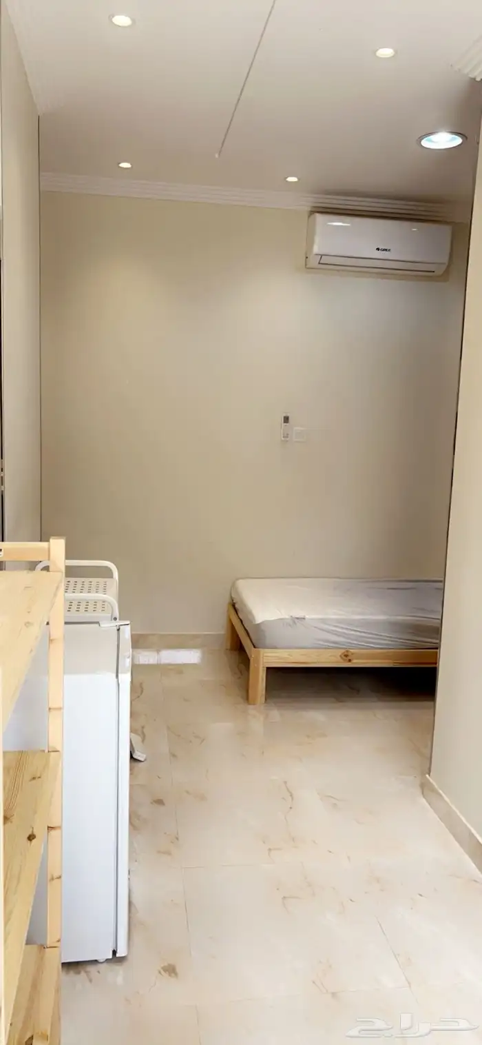 غرفه موثثه في فله الايجار بشهر2500 8