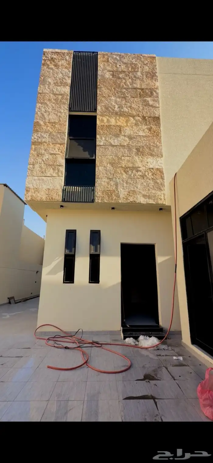 دبلكس للبيع بحي الوادي 2