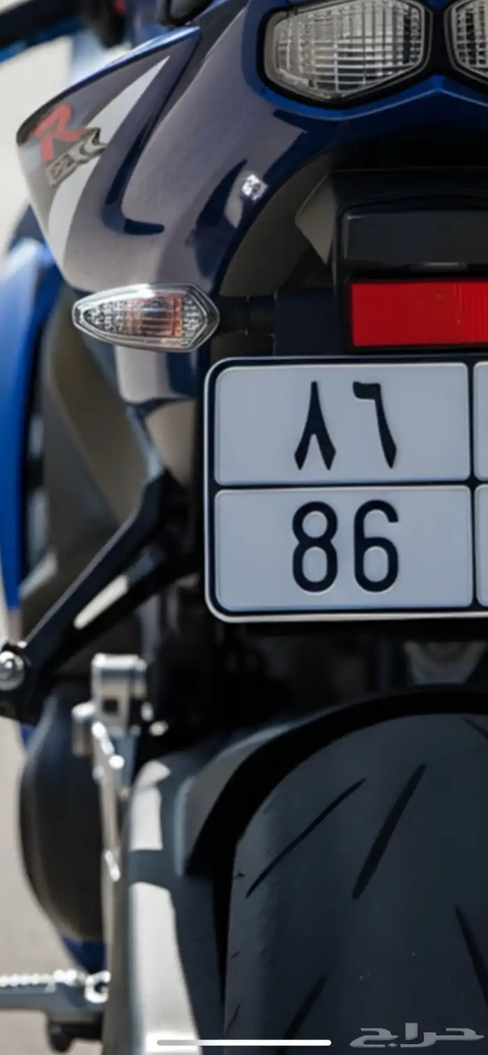 لوحة دباب مميزه 0