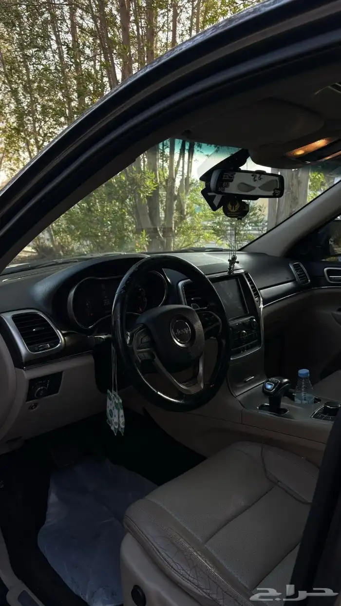 جيب جراند شيروكي 2014 للبيع 18