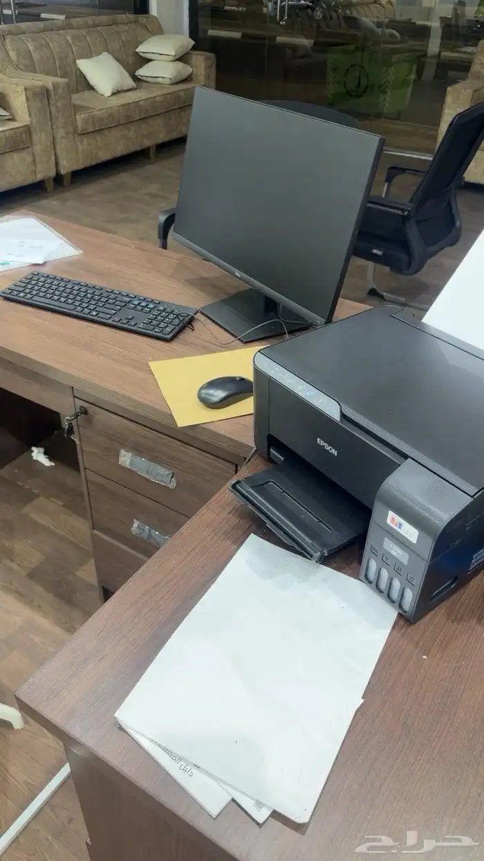 كمبيوترات واثاث مكتبي 0