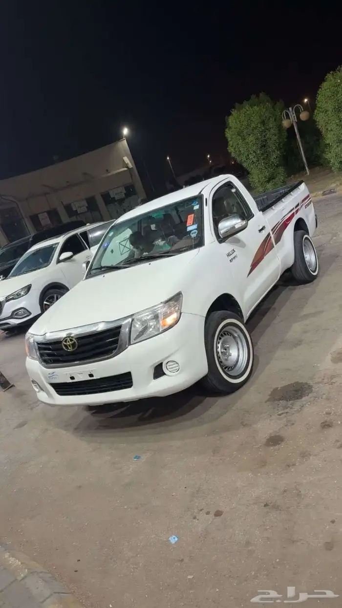 هايلكس 2013 (قير  مكينه  شاصي  (شرط) الممشى 400 وكسور 9